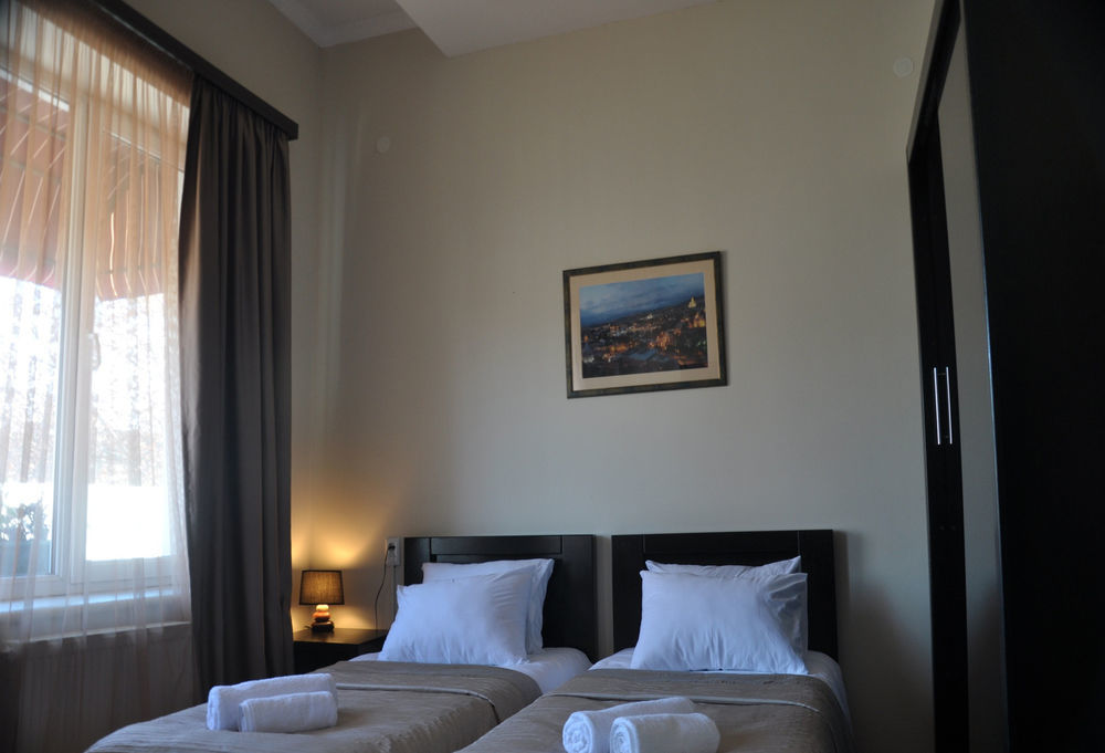 טביליסי Gold Star Hotel מראה חיצוני תמונה