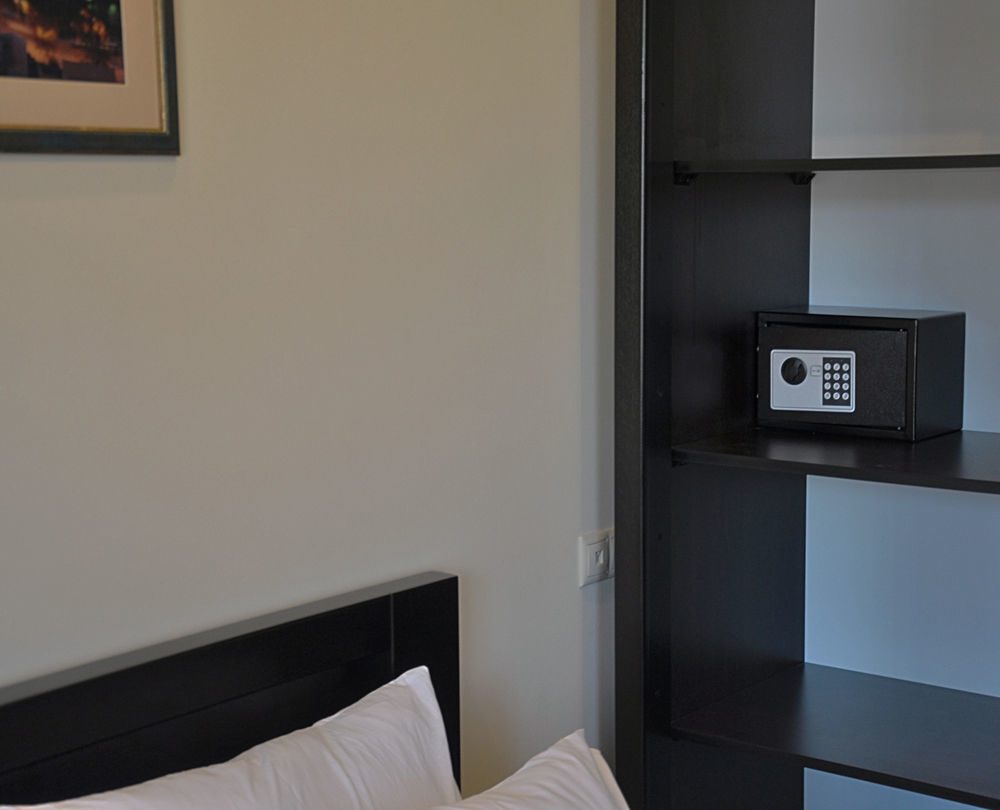 טביליסי Gold Star Hotel מראה חיצוני תמונה
