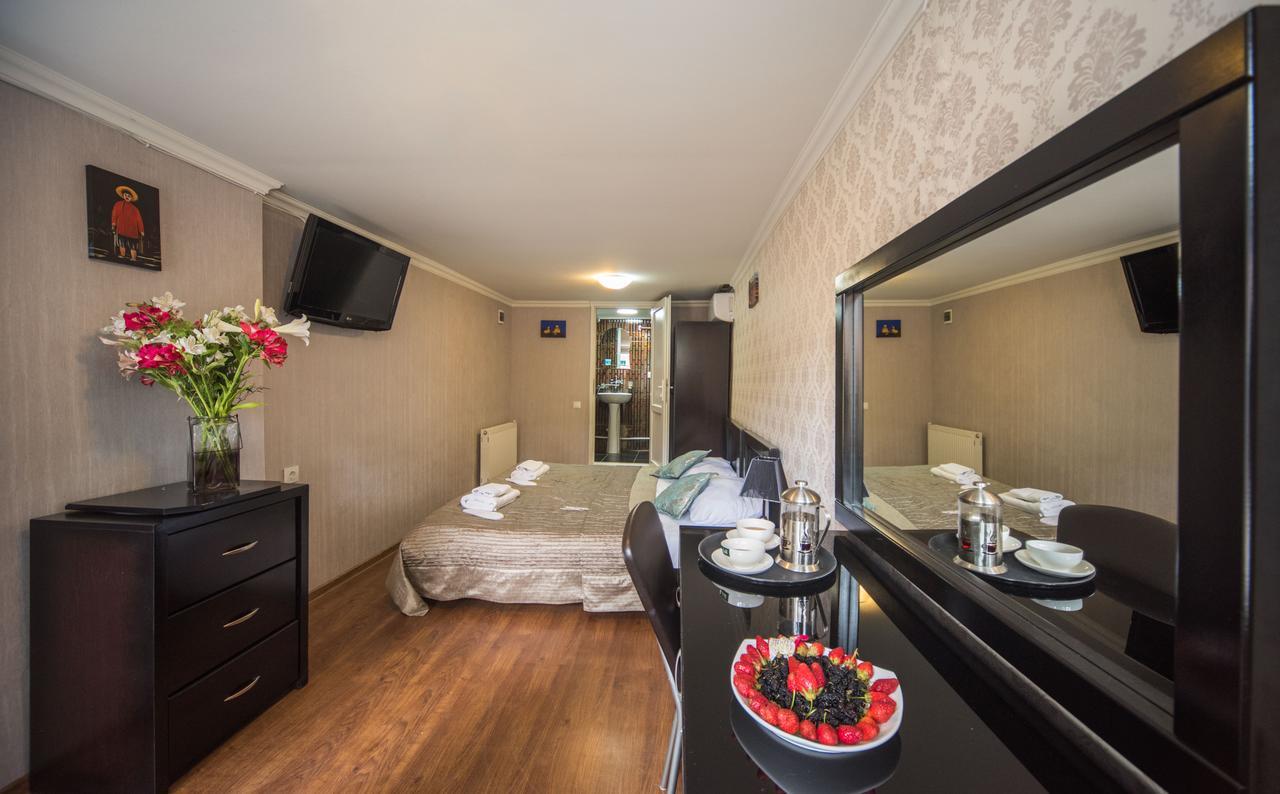 טביליסי Gold Star Hotel מראה חיצוני תמונה